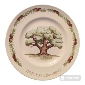 Vintage Wedgewood Avon 5th Sales Anniversary Great Oak Tree  Collectors Plate 8"